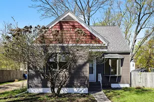 1731 Baker Dr, Kalamazoo, MI 49048 - Photo 3