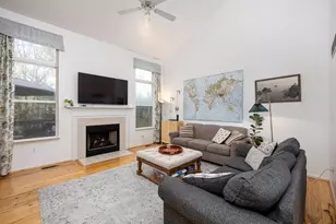 3339 Elsinore Ct, Ann Arbor, MI 48105 - Photo 5