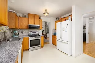 3339 Elsinore Ct, Ann Arbor, MI 48105 - Photo 17