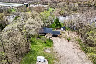 249 Thurman St, Belding, MI 48809 - Photo 35