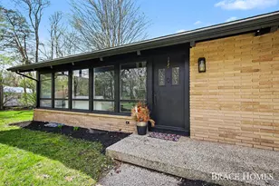 249 Thurman St, Belding, MI 48809 - Photo 25