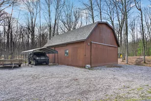 837 E Whitetail Dr, Midland, MI 48640 - Photo 9