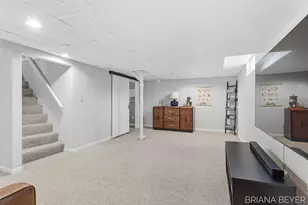 1757 Warwick Rd SE, East Grand Rapids, MI 49506 - Photo 31