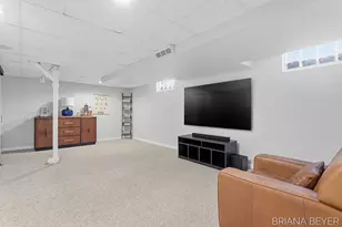 1757 Warwick Rd SE, East Grand Rapids, MI 49506 - Photo 29