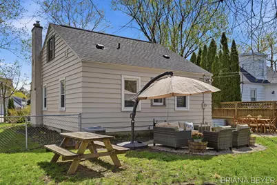 1757 Warwick Road SE, East Grand Rapids, MI 49506 - Photo 37