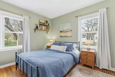 1757 Warwick Road SE, East Grand Rapids, MI 49506 - Photo 19