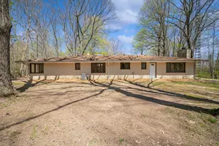 4796 Naomi Ln, Saint Joseph, MI 49085 - Photo 9