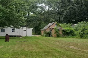 2032 S Mill Iron Rd, Muskegon, MI 49442 - Photo 49