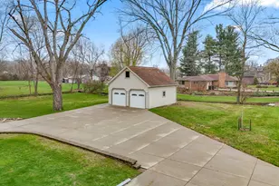 90 Rippon Ave, Hillsdale, MI 49242 - Photo 33
