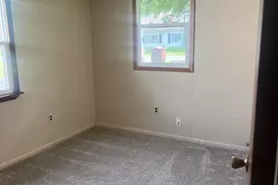 228 W Forest St, Edmore, MI 48829 - Photo 13