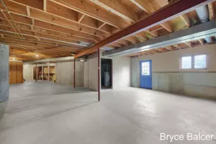 9901 Eastern Ave SE, Byron Center, MI 49315 - Photo 23