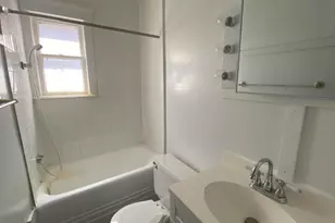417 Locust St, Kalamazoo, MI 49007 - Photo 11