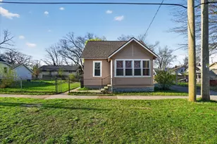 379 E Dale Ave, Muskegon, MI 49442 - Photo 3