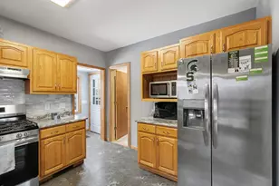 1554 W Ellis Ave, Belding, MI 48809 - Photo 9