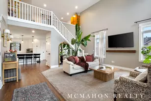 3736 Sussex Ct, Zeeland, MI 49464 - Photo 5