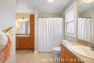3736 Sussex Ct, Zeeland, MI 49464 - Photo 23