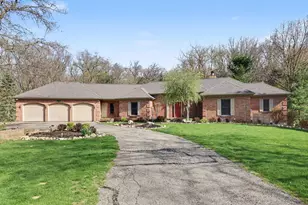 2864 Riverwoods Dr NE, Rockford, MI 49341 - Photo 3