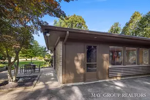 2727 Cascade Rd SE, Grand Rapids, MI 49506 - Photo 73