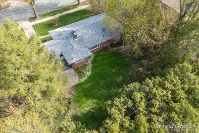 1880 Lynne Lane NW, Grand Rapids, MI 49504 - Photo 27