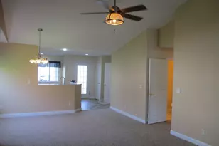 1096 Fountain View Cir, Holland, MI 49423 - Photo 5