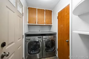 5023 Vernor Ave NE, Grand Rapids, MI 49525 - Photo 15