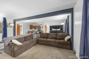 5023 Vernor Ave NE, Grand Rapids, MI 49525 - Photo 9