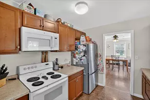 176 Oakhurst Ave, Kalamazoo, MI 49001 - Photo 7