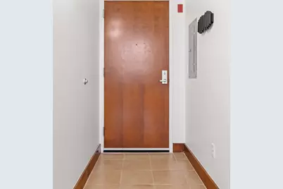 600 Broadway Avenue NW #203, Grand Rapids, MI 49504 - Photo 5