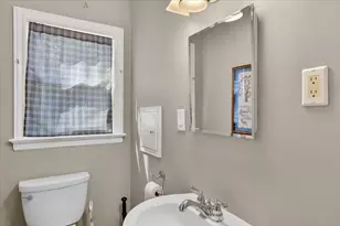 1422 Reycraft Dr, Kalamazoo, MI 49001 - Photo 17
