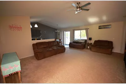 1206 Comstock Drive, Marshall, MI 49068 - Photo 5