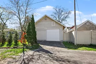 314 W Cass St, Greenville, MI 48838 - Photo 25
