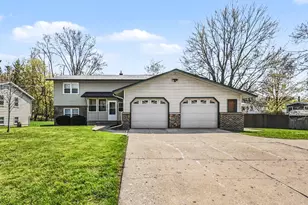958 68th St SE, Grand Rapids, MI 49508 - Photo 1