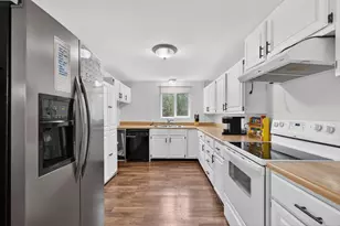 325 Ackerson Lake Dr, Jackson, MI 49201 - Photo 21