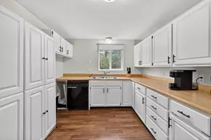 325 Ackerson Lake Dr, Jackson, MI 49201 - Photo 23