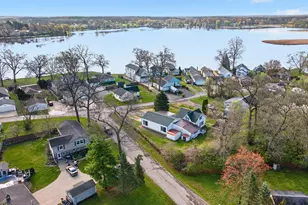 325 Ackerson Lake Dr, Jackson, MI 49201 - Photo 5