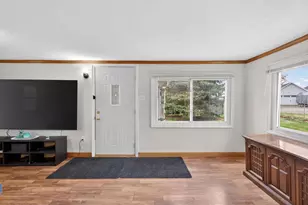 325 Ackerson Lake Dr, Jackson, MI 49201 - Photo 13