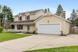 3460 Sunnyhill St NE, Rockford, MI 49341 - Photo 3