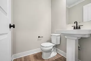 355 Preserve Dr, South Haven, MI 49090 - Photo 7