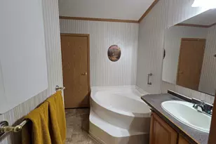 34693 N Brookwood, Gobles, MI 49055 - Photo 13
