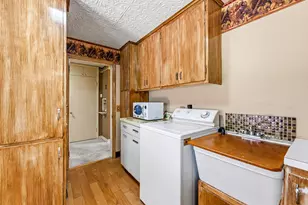 1805 W Kilgore Rd, Portage, MI 49024 - Photo 13