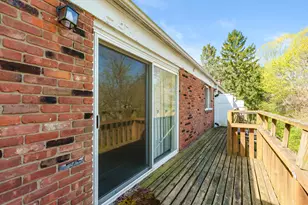 726 Garland Cir, Kalamazoo, MI 49008 - Photo 9