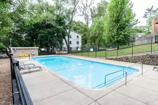 726 Garland Cir, Kalamazoo, MI 49008 - Photo 11