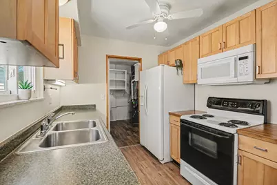 2189 Ridgemont Road, Grosse Pointe Woods, MI 48236 - Photo 15