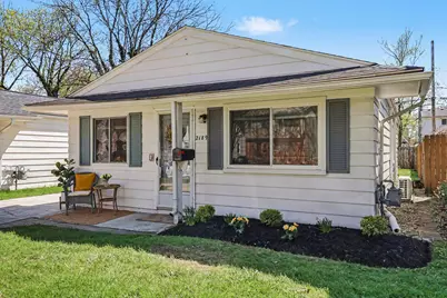 2189 Ridgemont Road, Grosse Pointe Woods, MI 48236 - Photo 3