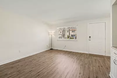 2189 Ridgemont Road, Grosse Pointe Woods, MI 48236 - Photo 5