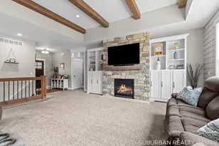 4864 Hide Away Ln, Hudsonville, MI 49426 - Photo 17