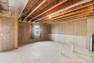 1249 S Village Cir, Kalamazoo, MI 49009 - Photo 25