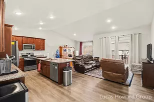 1249 S Village Cir, Kalamazoo, MI 49009 - Photo 3