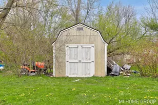 1081 Graafschap Rd, Holland, MI 49423 - Photo 9