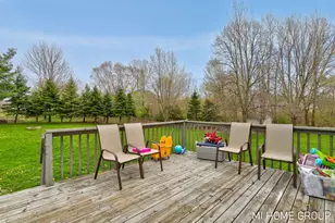 1081 Graafschap Rd, Holland, MI 49423 - Photo 11